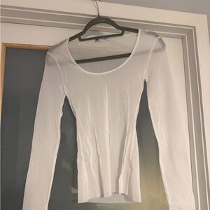 Zara White Scoop Neck Long Sleeve Ribbed Top
